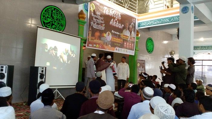 Mozaik Ramadhan, Selempang Al Aqsa Palestina Terjual Harga Sapi Betina