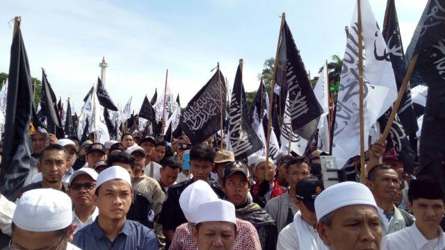 Membaca Strategi Potong Jalur Pembubaran Ormas