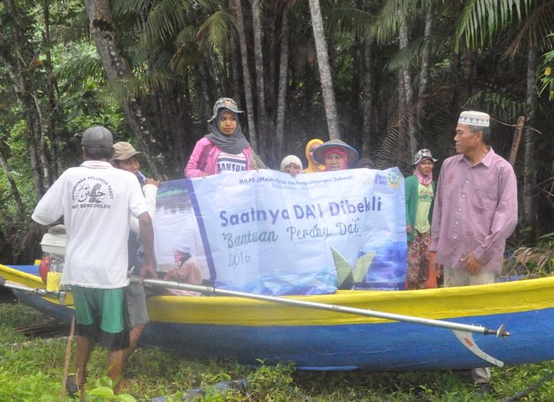 Sebuah Perahu Penunjang Dakwah di Pulau Enggano