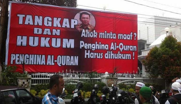 Tangkap Ahok, Sang Penghina Al-Qur'an