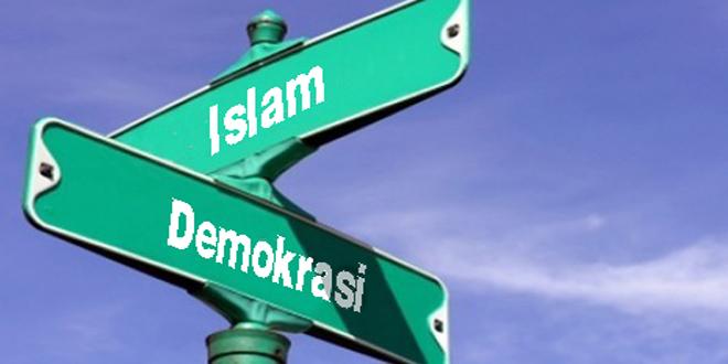 Politik Demokrasi atau Politik Islam?