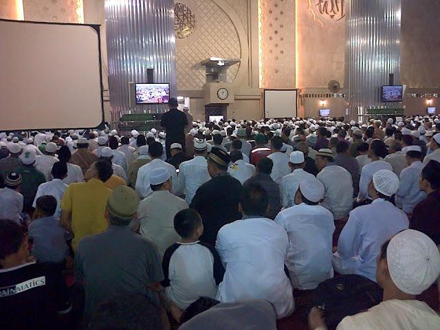 Antara Masjid dan Politik