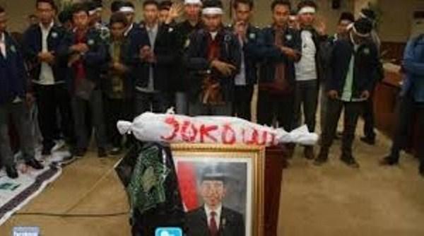 Tolak Bertemu Mahasiswa Bisa Berakibat Pemakzulan terhadap Jokowi-JK