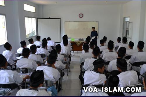 Sistem Pendidikan Islam Tidak Membutuhkan Sistem Zonasi