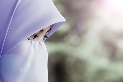 Islam yang Memuliakan Kaum Wanita