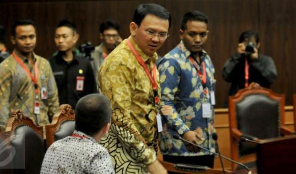 Ajukan Uji Materi ke MK Atas Nama Pribadi, Ahok Dikecam Datang Sidang Gunakan Fasilitas Negara