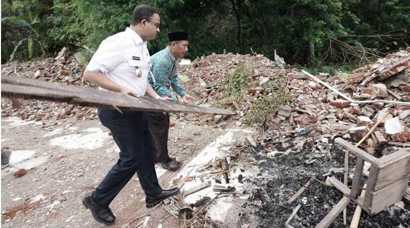 Anies Baswedan Terbang ke Lombok, Serahkan Bantuan Rp33,6 Miliar untuk Korban Gempa