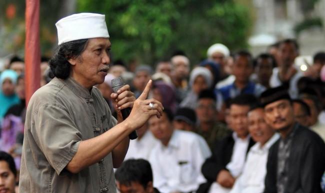 Cak Nun: HTI Dibubarkan, NU Dapat 1,5 Triliun. Ini Namanya Rezim Pecah Belah