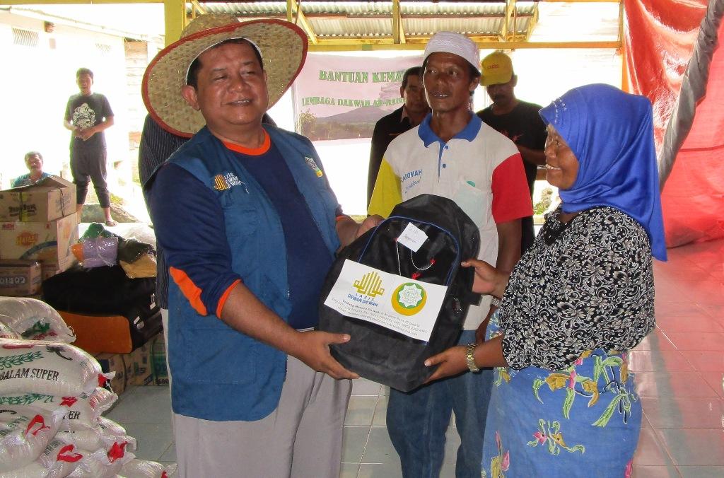 Rahasia Tukimin di Kaki Sinabung