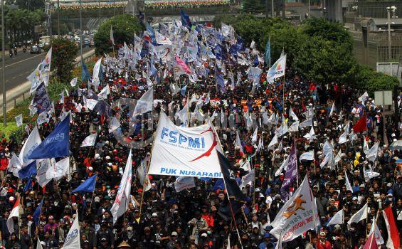Jawaban Pemerintah Melukai Perasaan Buruh Indonesia