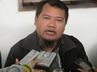 Sunarto Ditangkap Densus 88 Selepas Shalat di Masjid, ISAC: Itu Pelanggaran HAM