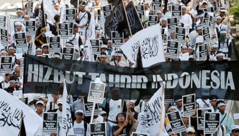 Di Balik Isu Desakan Pembubaran Hizbut Tahrir Indonesia