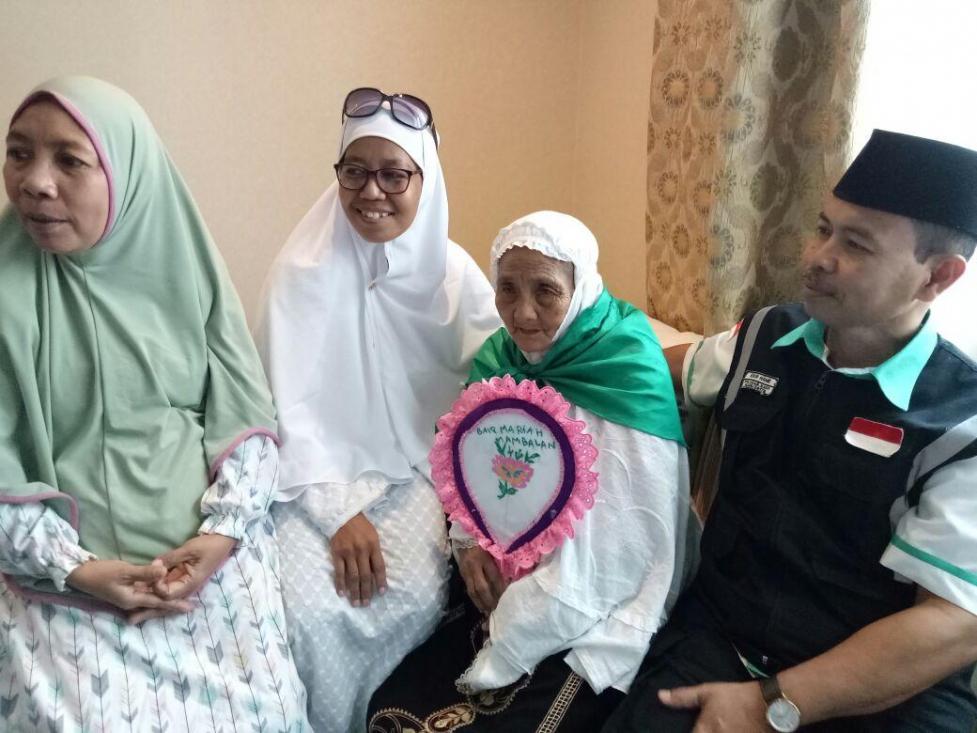 Usia 104 Tahun, Baiq Mariah Jadi Jamaah Haji Tertua dari Indonesia