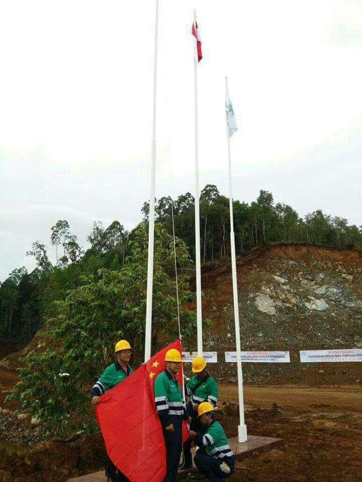 Berkibar Sejajar dengan Merah Putih, Bendera Tiongkok Diturunkan Marinir TNI AL di Pulau Obi