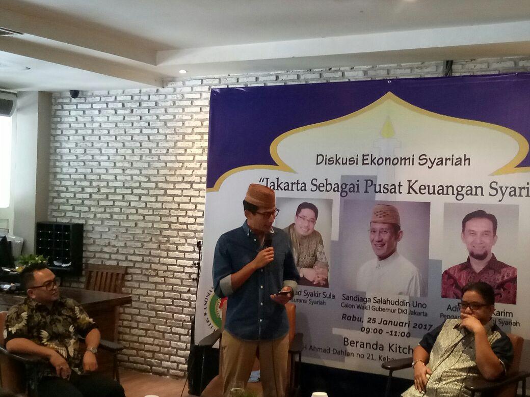 Sandiaga Tertarik Adopsi Sistem Ekonomi Syariah