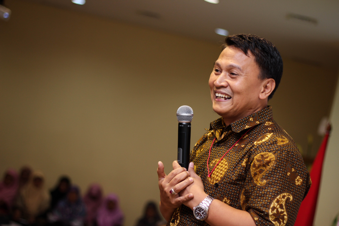 Mardani: Jokowi Kelewatan Angkat Mensesneg Jadi Koordinator Pencarian Bakal Cawapres