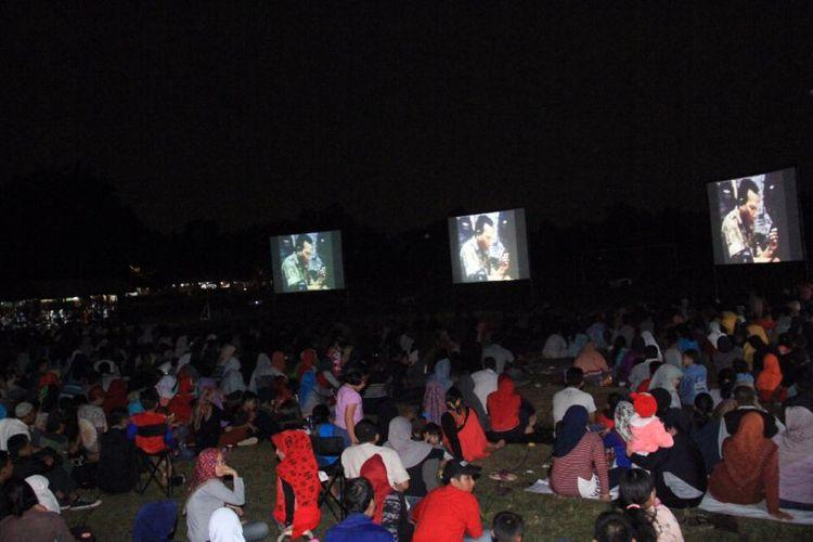 Kopassus dan Masyarakat Akrab Nonton Bareng Film G30S/PKI