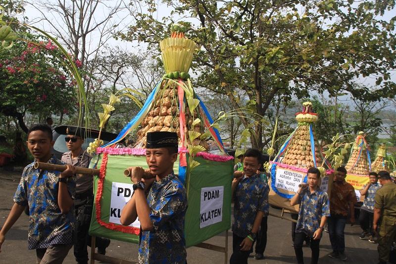 Tradisi Kupatan Telah Terjadi Pergeseran Makna