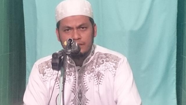 [VIDEO] Ramai ramai Politisi Pencitraan Gunakan Simbol Agama, Umat Islam Diminta Waspada