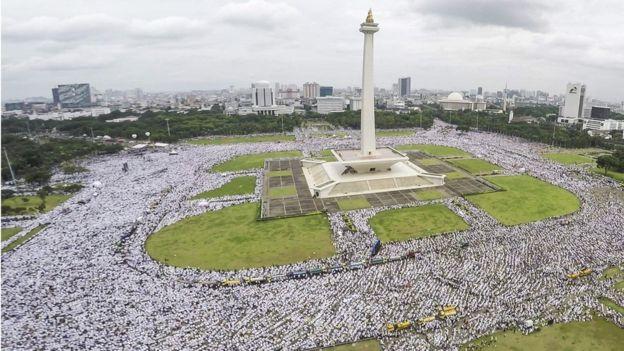 Indonesia Memilih Islam