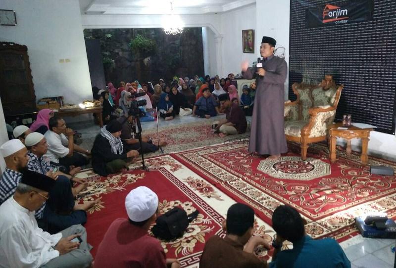 Forum Jurnalis Muslim Resmikan Forjim Center dan Beri Santunan