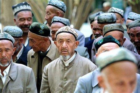 China Larang Muslim Uighur Beri Nama Anak Bernuansa Islam