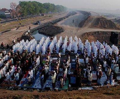 Tata Cara Sholat Hari Raya