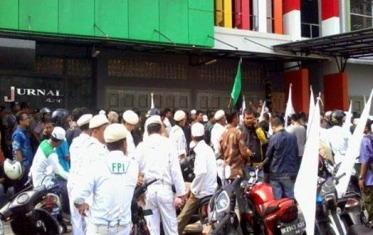 Dinilai Lecehkan Umat Islam, Aliansi Umat Islam Sumatera Utara Demo Jurnal Asia Medan
