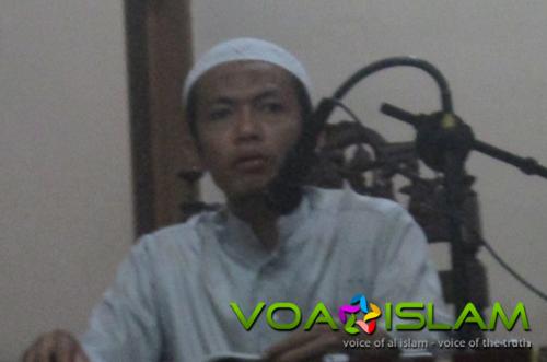 Ustadz Abu Fatiah: Muslim Sunni Harus Waspada Terhadap Taqiyyah Syi'ah