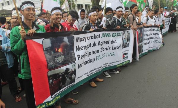 Alhamdulillah..Terkumpul Dana 197 Juta untuk Palestina dari Aksi Solidaritas Muslim Jabar di Bandung