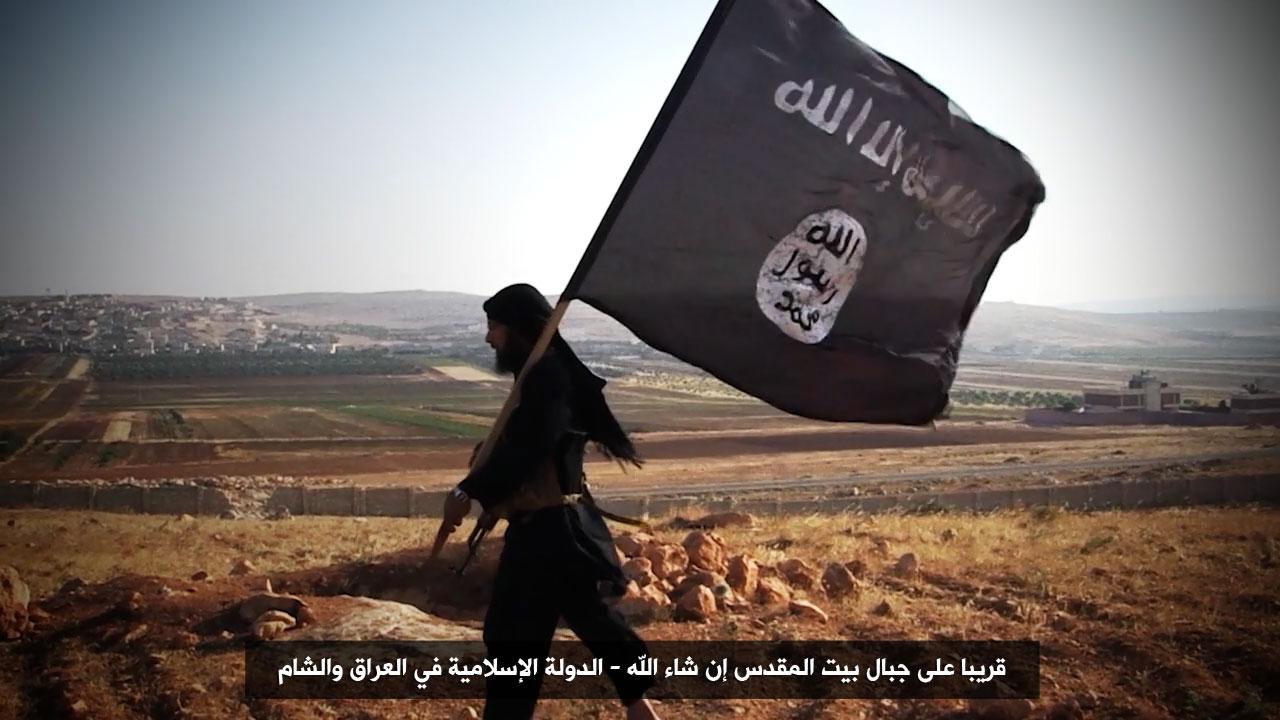 Pejuang Oposisi Suriah Tewaskan Amir ISIS Kota Saraqeb