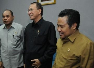 Dukung Prabowo, SDA Jadi Tersangka! Muhaimin Dukung Jokowi Kasusnya Lenyap!