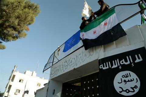 ISIS Lakukan Perlawanan Balik Terhadap Pejuang Oposisi Suriah