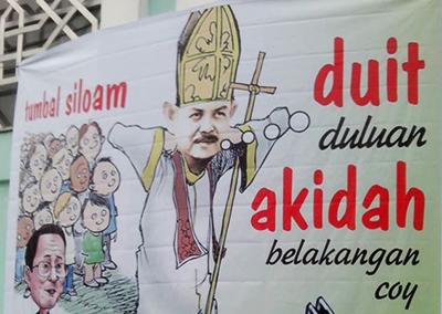 Mahasiswa Demo Tolak Kristenisasi Lippo, Walikota Fauzi Bahar Ngacir 
