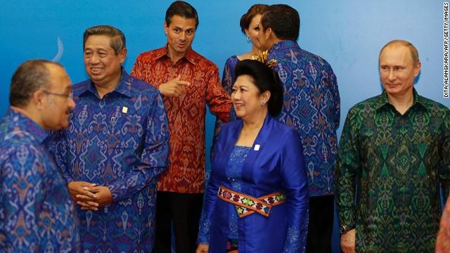 KTT APEC : Hanya Foto-foto Bagi Para Pemimpin Dunia