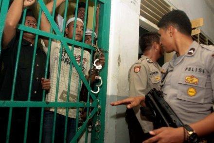 Pengadilan Medan Vonis 9 Bulan Penjara Untuk 14 Muslim Rohingya