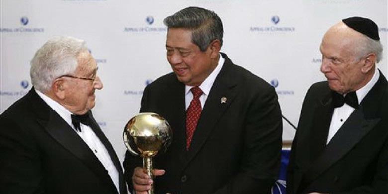 SBY Bakal Menghadapi Gelombang PHK dan Tuntutan Buruh