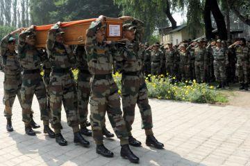 Pejuang Kashmir Sergap Kendaraan Militer India, 8 Tentara Tewas 6 Terluka