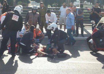 Extrimis Wanita Zionis Tewas Oleh Penusukan Heroik