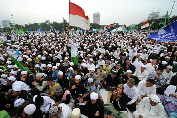 Doktrin Toleransi dan Pluralisme, dan Hilangnya Ruh Islam Dari Kehidupan Umat 