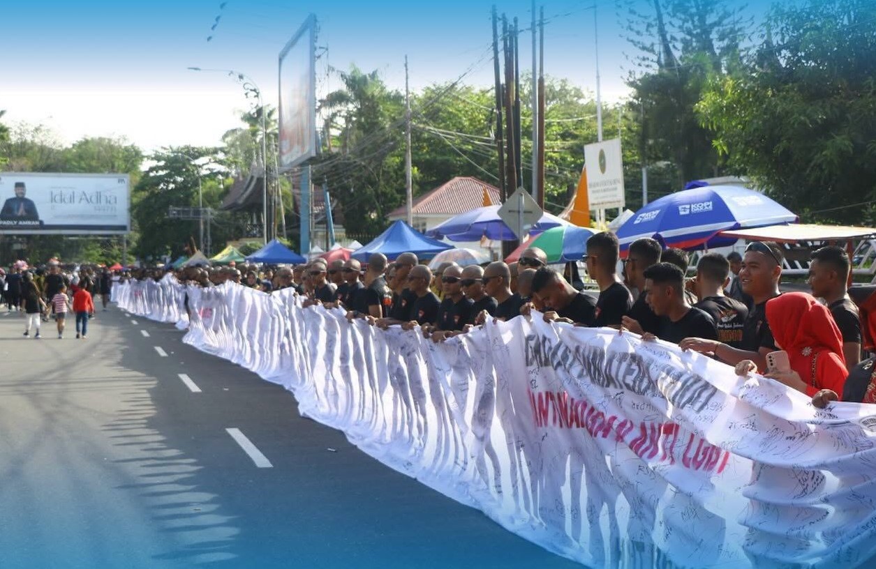 Polda Sumbar, Ulama, dan Tokoh Adat Bersatu Deklarasikan Perang Total Lawan Narkoba dan LGBT