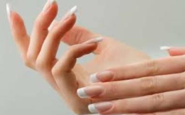 Perempuan Dilarang Memanjangkan Kuku, Ini Alasannya!