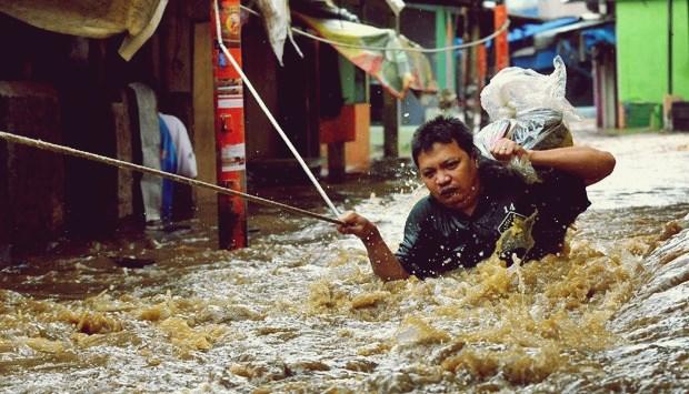 Jakarta Banjir, Ahok Salahkan (Lagi) Pompa dan Air Laut