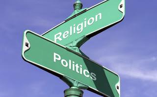 Politik Ibadah vs Politisasi Ibadah