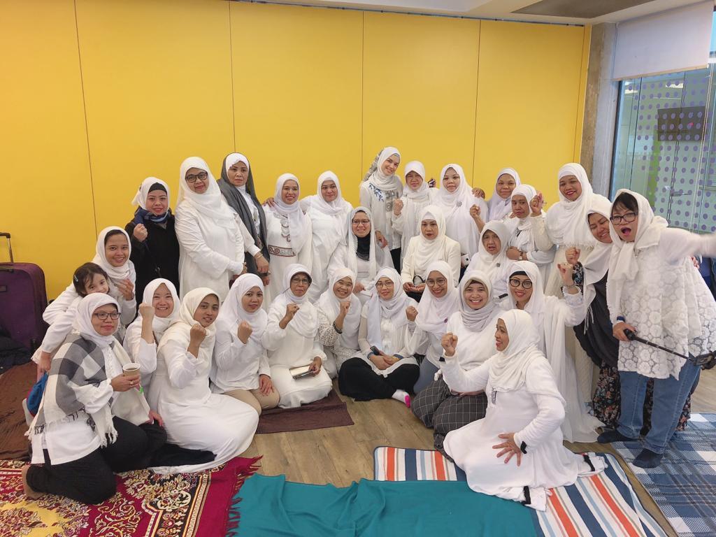 Uniknya Warga Muslim Indonesia di London Peringati Reuni 212