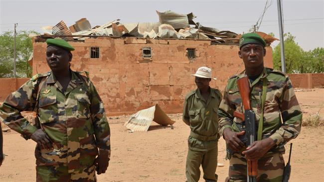Orang Bersenjata Tewaskan 12 Polisi Militer Niger Dekat Perbatasan Mali