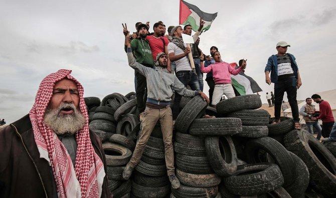 Warga Gaza Kumplkan 10.000 Ban untuk 'Lawan' Tentara Israel Saat Demo di Perbatasan Jum'at Ini