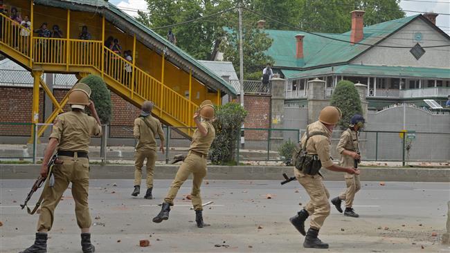 Pasukan Keamanan India Kembali Terlibat Bentrokan dengan Mahasiswa di Kashmir