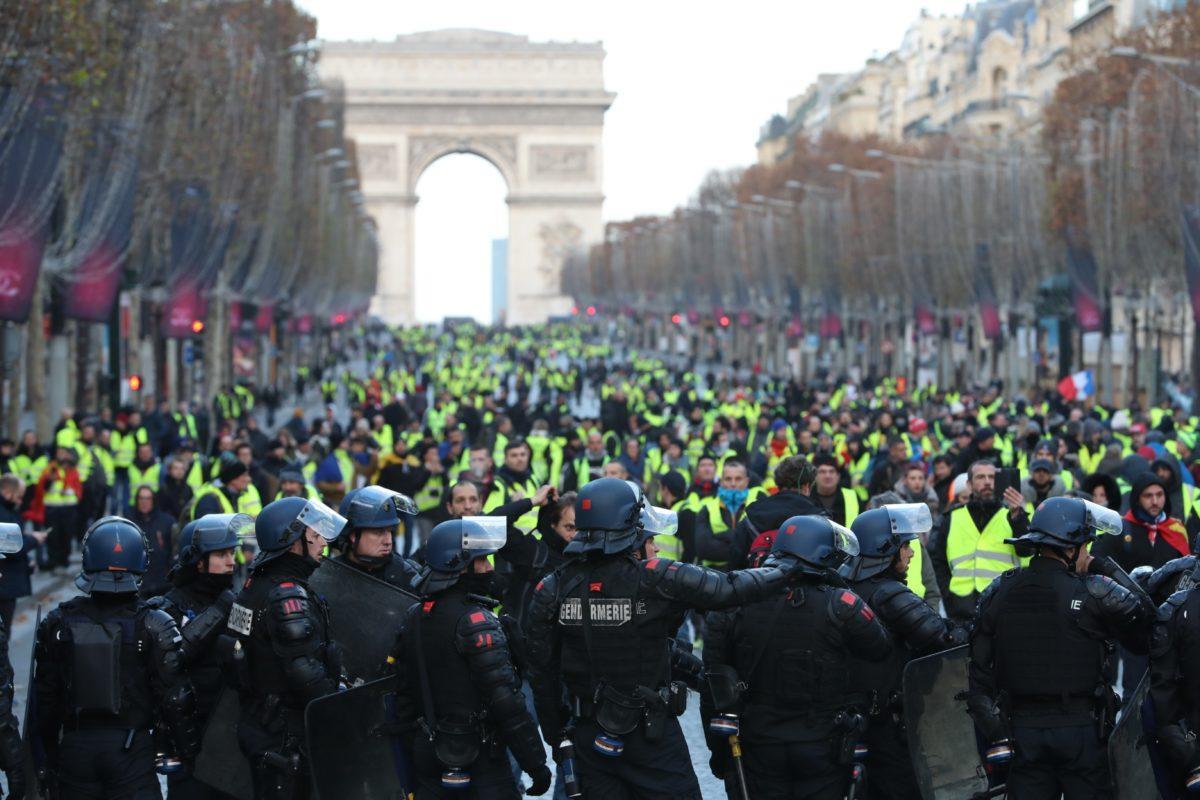 Mesir Larang Penjualan Rompi Kuning, Takut Protes Gilets Jaunes di Prancis Ditiru