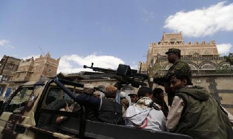Pemberontak Syi'ah Houtsi Bombardir Pemukiman Penduduk di Taiz sebagai Pembalasan Serangan Saudi